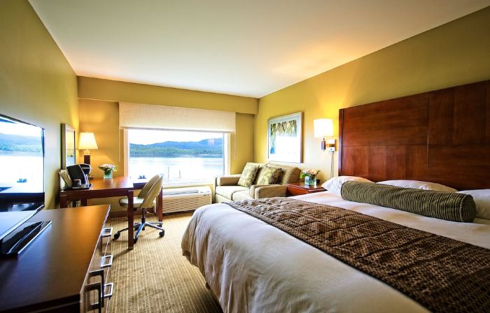 Inn on the Harbour