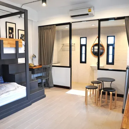 C Room @ Airport by Choktawee Hotels in Chiang Mai