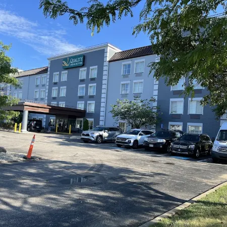 Quality Inn & Suites Cvg Airport