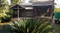 Sidz Cottage Hotels in Akshi