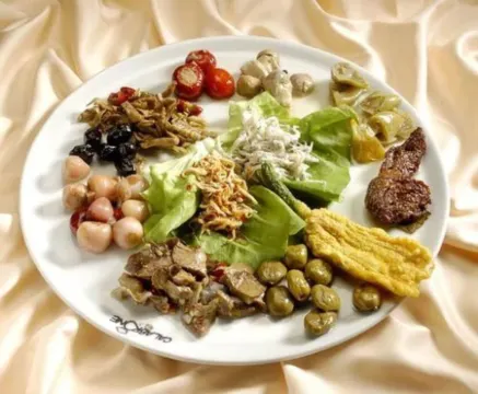 Mokinba Hotels Sant'Ambroeus Отели рядом с достопримечательностью «Санта-Мария-делле-Грацие»