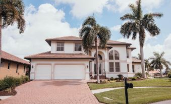 Olive Ct. 950 Marco Island Vacation Rental 5 Bedroom Home by Redawning