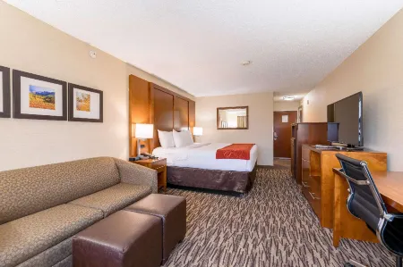Comfort Suites Golden West on Evergreen Parkway