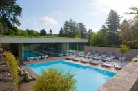 Cowley Manor Experimental - Pools