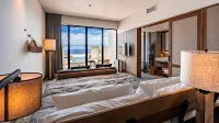 원 스위트 더 그랜드 Nakijin Seaside Camping Grounds 주변 호텔