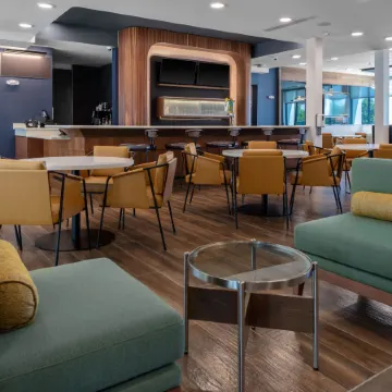 Courtyard Memphis East/Galleria