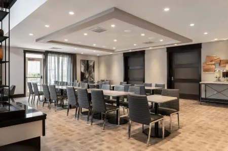 Residence Inn Orangeburg Rockland/Bergen Отели в г. Юг Найек