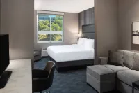 Fairfield Inn & Suites Boston Waltham Hoteles en Waltham