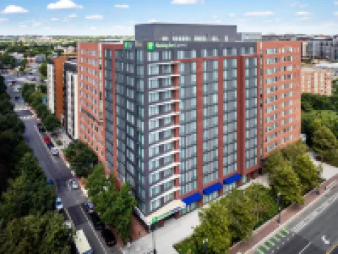 Holiday Inn Express WASHINGTON DC DOWNTOWN by IHG Hotels in Washington D.C.