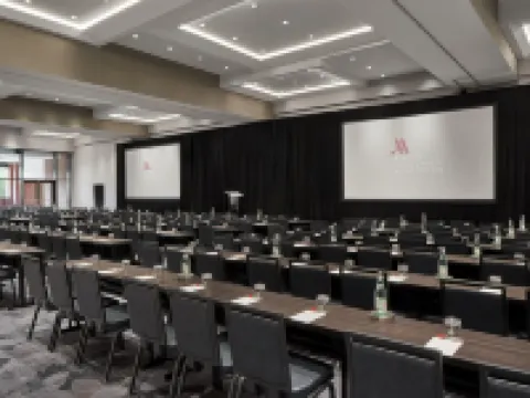 Marriott Owings Mills Metro Centre Hotels in Baltimore County