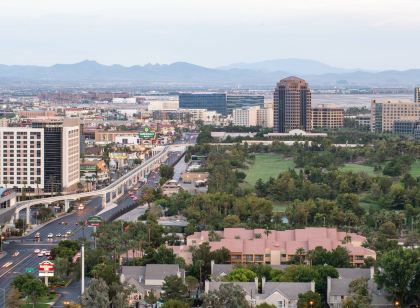 SpringHill Suites by Marriott Las Vegas Convention Center