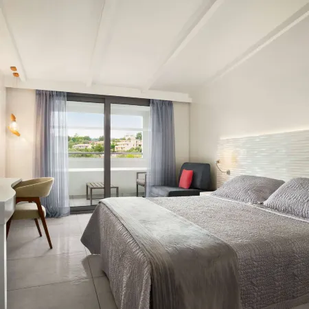 Tryp by Wyndham Corfu Dassia