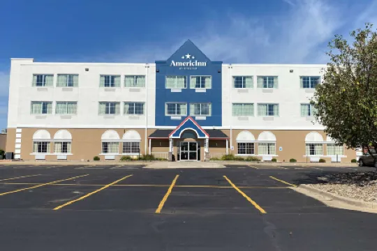 AmericInn by Wyndham Cedar Rapids North