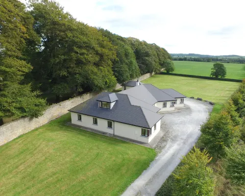 Moorepark West House Hotel a Cork
