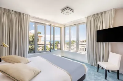 Best Western Hotel Journel Antibes-Juan-Les-Pins Hôtels à proximité de : Esplanade du Pré des Pêcheurs