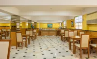 Baía Beach Hotel - breakfast