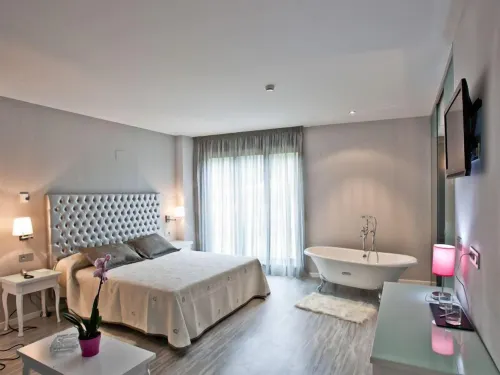 Alix Boutique Hotels in A Laracha