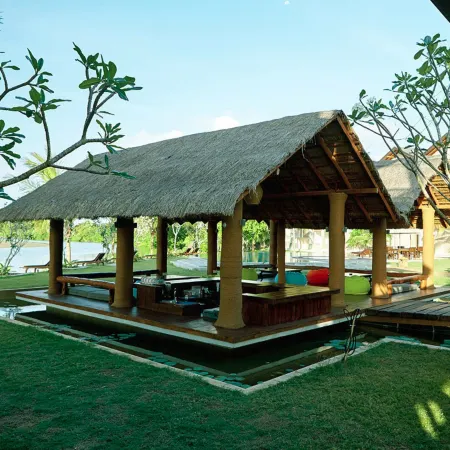 Amaranthe Bay Resort & Spa