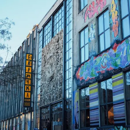 Fabrika Hostel & Suites