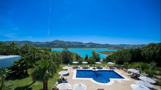 B Bou Hotel la Vinuela & Spa