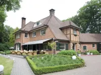 Auberge du Bonheur Hotel dekat Stadsbrouwerij Tilburg