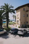 Hotel Subur Maritim - parking