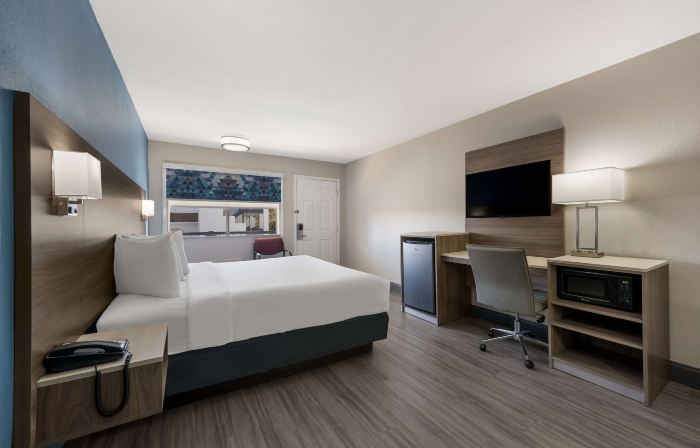 SureStay Hotel by Best Western Spring North Houston