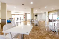 Hotel Castilla Alicante - breakfast