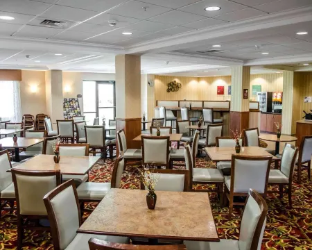 Comfort Suites Hummelstown - Hershey Отели в г. Мидлтаун