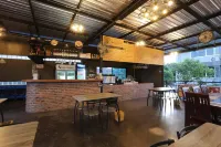 Baan Chang Hotel & Coffee House Hotels in Ban Tak