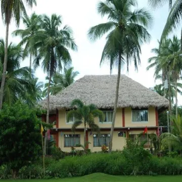 Woodland Beach Resort