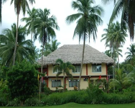 Woodland Beach Resort Hotels in Donsol