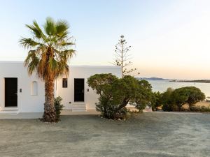 Omilos Beachfront House