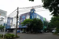 Hotel Padma Tangerang Hotels in Karawaci