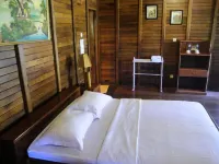 Highland Resort & Nature Tours - parking