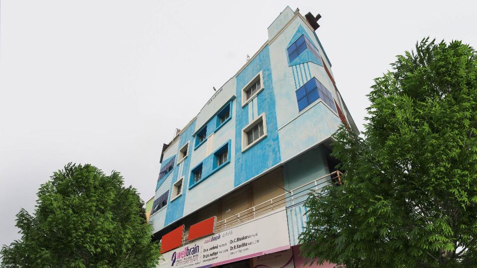 Hotel O Royal Residency