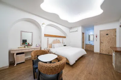 Eumseong Jijunghaeui Achim Hoteles cerca de Seolseong Park