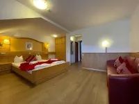 Hotel Berghof Hotels near Echt Kraß - Bio Hof Spezialitäten