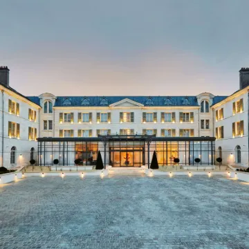 Licorne Hotel & Spa Troyes MGallery トロワ大聖堂周辺のホテル