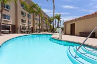 Holiday Inn Express SAN BERNARDINO - COLTON by IHG - Pools
