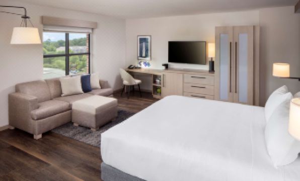 Hyatt Place Mount Pleasant Towne Centre