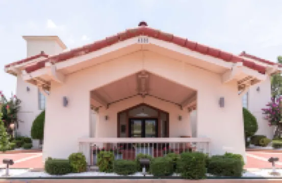 Motel 6 North Little Rock, AR - McCain Hotel di 