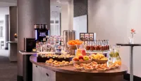 Dorint Hotel Dresden - breakfast