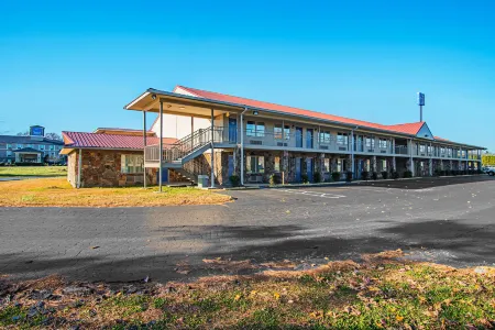 Motel 6 Manchester, TN