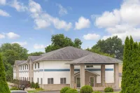 Super 8 by Wyndham Heath/Newark Hotels in Heath