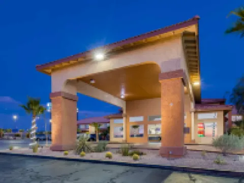 Best Western Desert Oasis Hotels in La Paz County