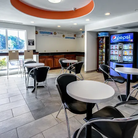 Motel 6 Allentown, PA