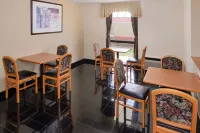 Americas Best Value Inn Collinsville St. Louis - breakfast