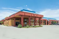 Days Inn by Wyndham Midland - Motels