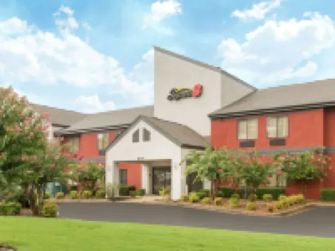 Super 8 by Wyndham Southaven Hotels in Southaven